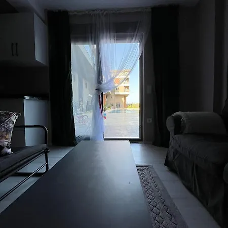 Apartment Havuz Ve Bahce Olanagi Sunan Site Ici Konut Beldibi (Kemer)