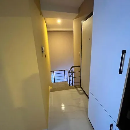 Apartment Havuz Ve Bahce Olanagi Sunan Site Ici Konut *